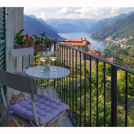 Liliana Casa vacanze Faggeto Lario