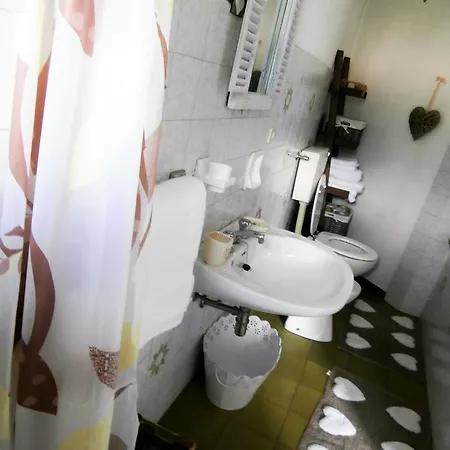 Vakantiehuis Liliana Faggeto Lario